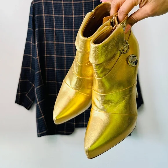 Gorgeous Anna Dello Russo Gold Genuine Leather Ankle Boots Size 40NWOT